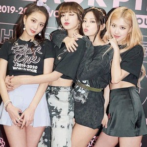 BTS đã xuất ngũ còn BLACKPINK 1000 ngày chưa comeback
